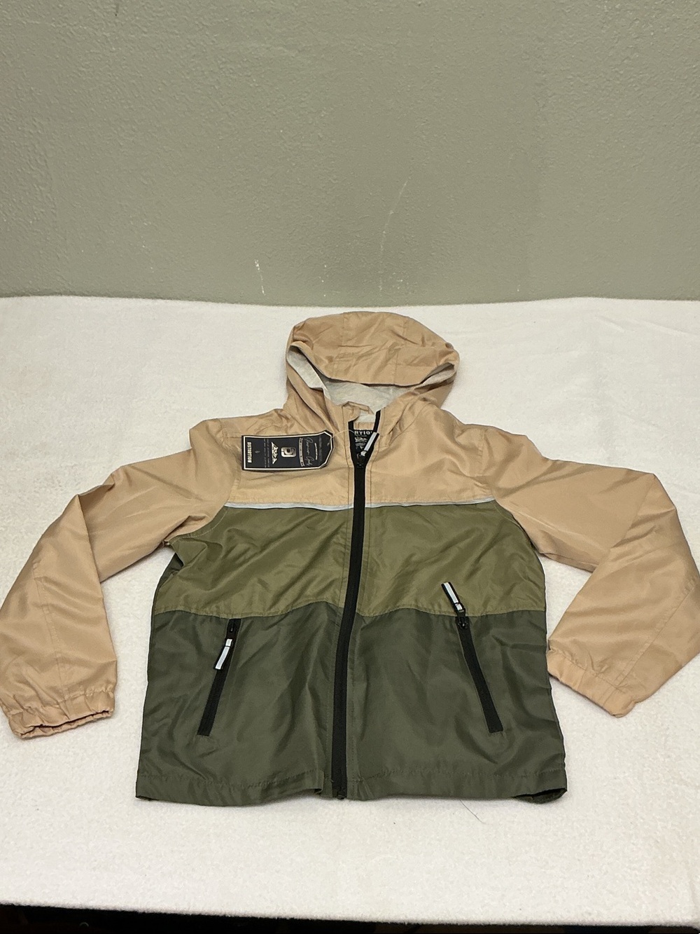 Kids' Hooded Colorblock hooded windbreaker Jacket - Tan & Olive Sz 8 , NWT  3108
